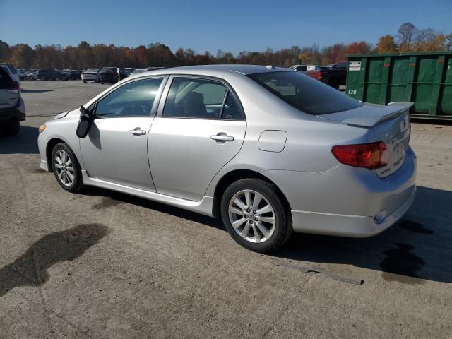 1NXBU4EEXAZ332414 - 2010 TOYOTA COROLLA BASE SILVER photo 2