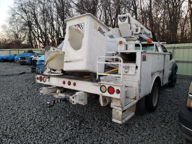 1FDAF57PX7EB05611 - 2007 FORD F550 SUPER DUTY WHITE photo 3