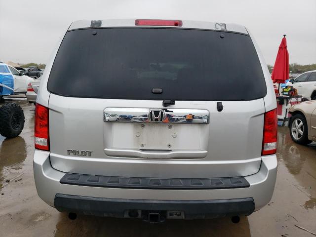 5FNYF38229B025263 - 2009 HONDA PILOT LX SILVER photo 6