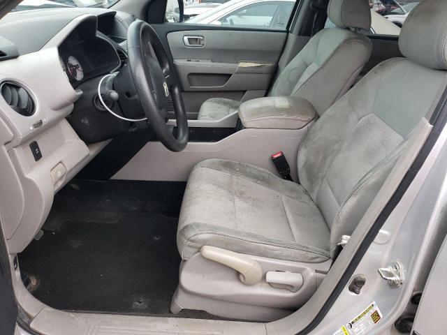 5FNYF38229B025263 - 2009 HONDA PILOT LX SILVER photo 7