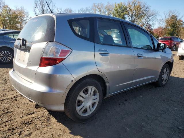 JHMGE87279S060654 - 2009 HONDA FIT SILVER photo 3