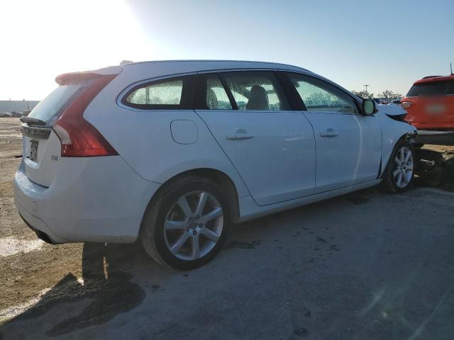 YV140MEK4G1286727 - 2016 VOLVO V60 T5 PREMIER WHITE photo 3