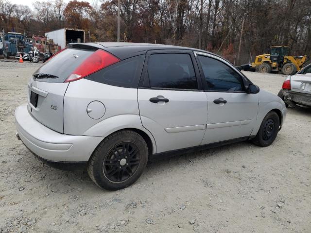 3FAFP373X3R168777 - 2003 FORD FOCUS ZX5 GRAY photo 3