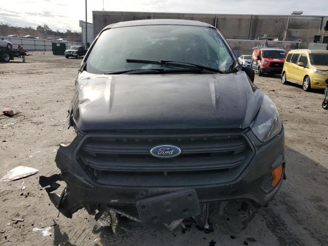 1FMCU0F71JUA79965 - 2018 FORD ESCAPE S BLACK photo 5