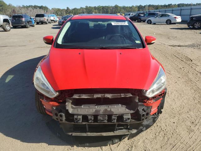 1FADP3F20GL231132 - 2016 FORD FOCUS SE RED photo 5