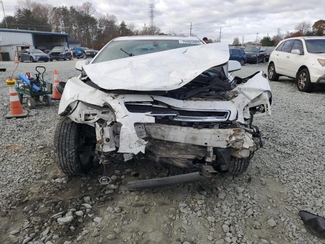 1G1ZC5E00CF347018 - 2012 CHEVROLET MALIBU 1LT WHITE photo 5
