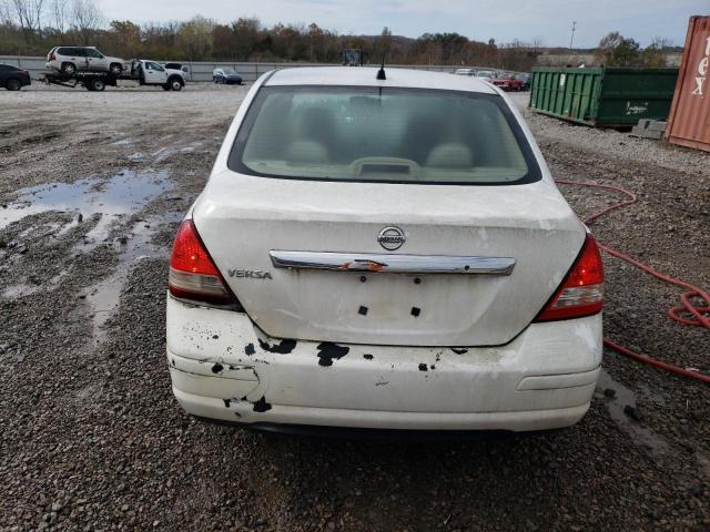 3N1BC11E38L407943 - 2008 NISSAN VERSA S WHITE photo 6