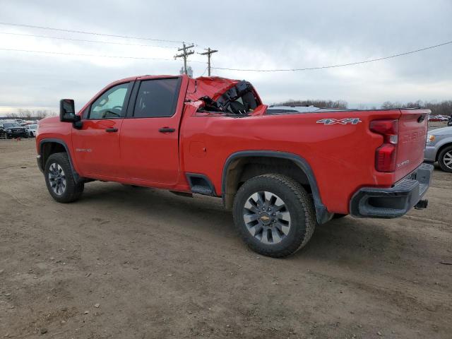 2GC4YME73P1720334 - 2023 CHEVROLET SILVERADO K2500 CUSTOM RED photo 2