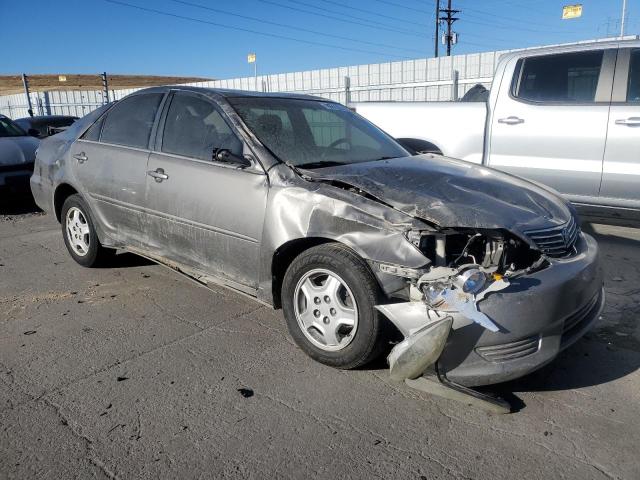 4T1BF32K85U592976 - 2005 TOYOTA CAMRY LE GRAY photo 4