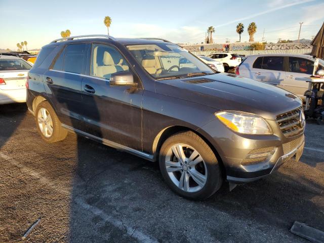 4JGDA5JB2DA178676 - 2013 MERCEDES-BENZ ML 350 GRAY photo 4