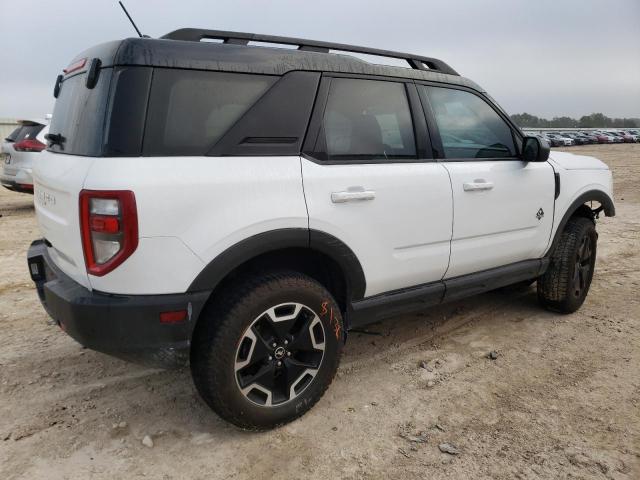 3FMCR9C67NRD39137 - 2022 FORD BRONCO SPO OUTER BANKS WHITE photo 3