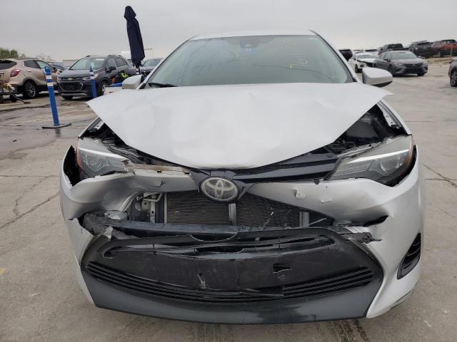 2T1BURHE3JC045300 - 2018 TOYOTA COROLLA L SILVER photo 5