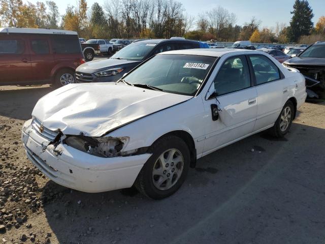JT2BF28K4X0169420 - 1999 TOYOTA CAMRY LE WHITE photo 1