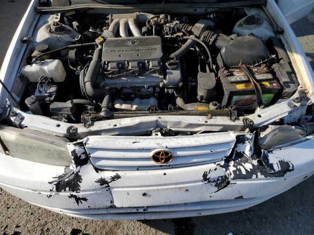 JT2BF28K4X0169420 - 1999 TOYOTA CAMRY LE WHITE photo 11