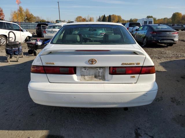 JT2BF28K4X0169420 - 1999 TOYOTA CAMRY LE WHITE photo 6