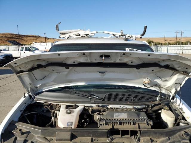 1GCWGAFP5J1179681 - 2018 CHEVROLET EXPRESS G2 WHITE photo 12