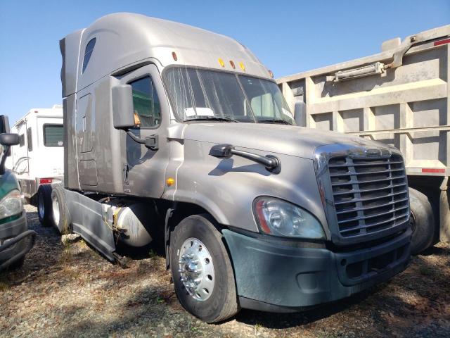 2014 FREIGHTLINER CASCADIA 1, 