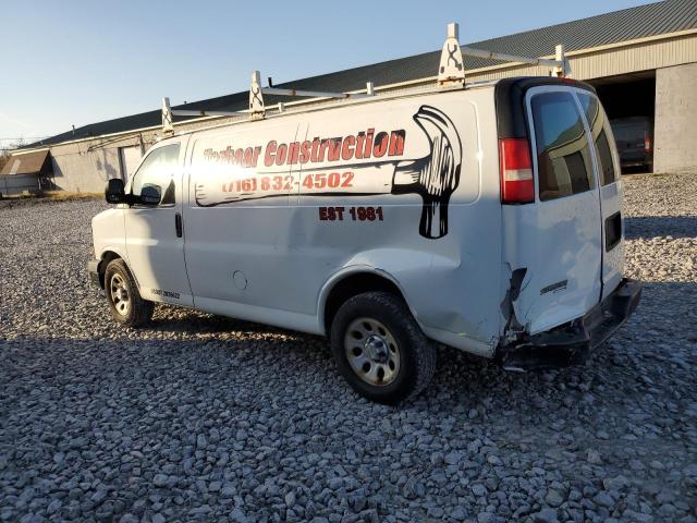 1GCSGAFX4E1158129 - 2014 CHEVROLET EXPRESS G1 WHITE photo 2