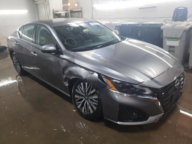 1N4BL4DV4PN377057 - 2023 NISSAN ALTIMA SV GRAY photo 4