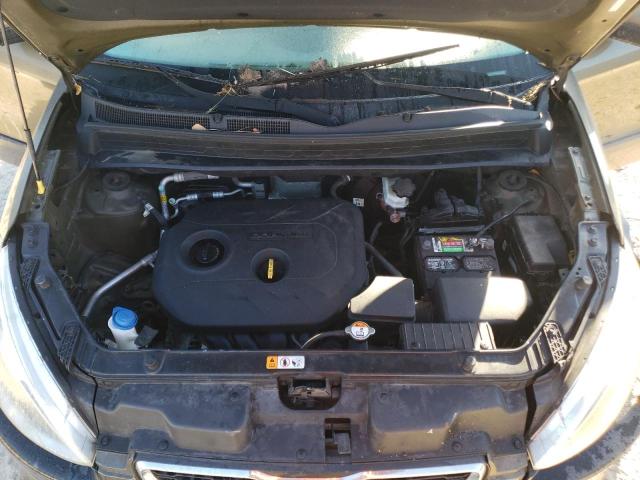 KNDJT2A66C7415393 - 2012 KIA SOUL + GREEN photo 11