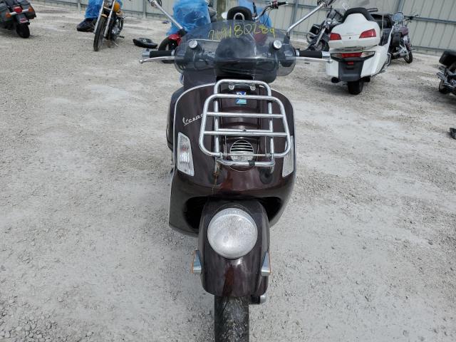 ZAPM459L8D5901348 - 2013 VESPA GTS 300 SUPER BLACK photo 2