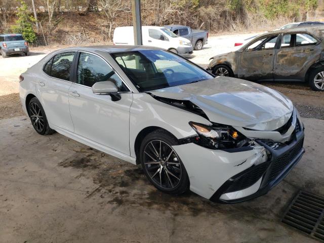 4T1G11AK3PU129074 - 2023 TOYOTA CAMRY SE NIGHT SHADE WHITE photo 4