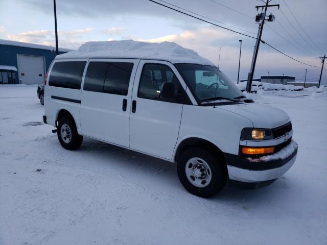 1GAZGMFP2J1238872 - 2018 CHEVROLET EXPRESS G3 LT WHITE photo 4