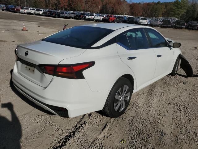 1N4BL4BVXKC208135 - 2019 NISSAN ALTIMA S WHITE photo 3