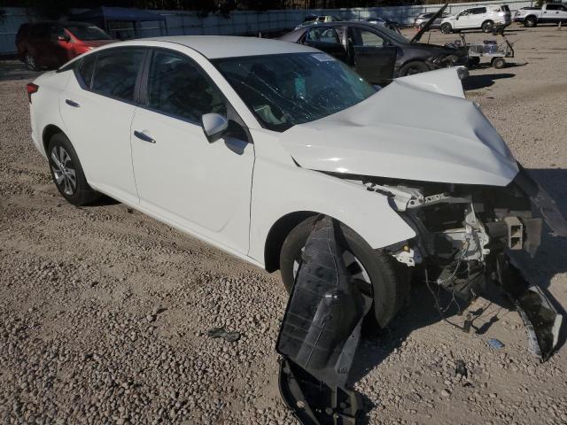 1N4BL4BVXKC208135 - 2019 NISSAN ALTIMA S WHITE photo 4