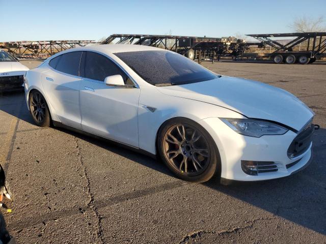 5YJSA1H15EFP50298 - 2014 TESLA MODEL S WHITE photo 4
