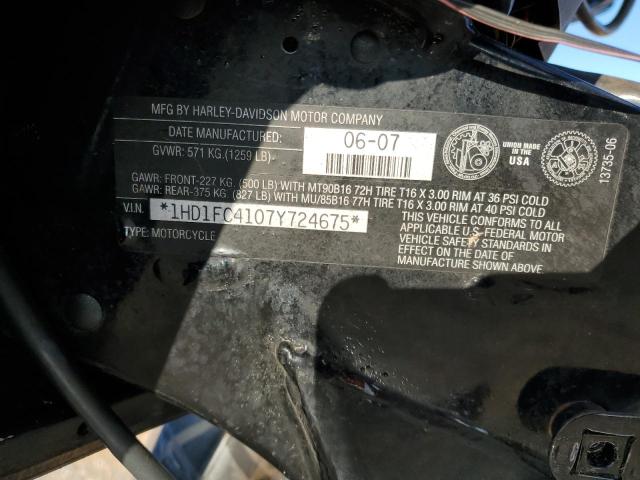 1HD1FC4107Y724675 - 2007 HARLEY-DAVIDSON FLHTCUI შავი ფოტო 10