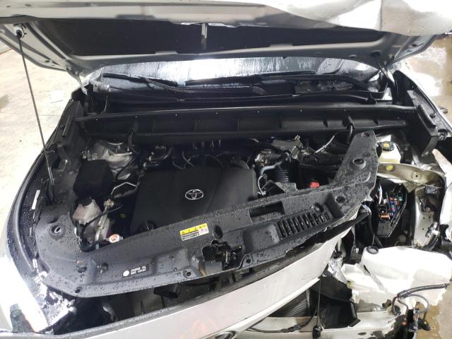 5TDGZRBH1NS249844 - 2022 TOYOTA HIGHLANDER XLE Gümüş foto 11