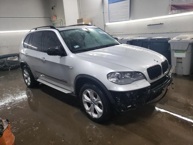 5UXZW0C56BL663313 - 2011 BMW X5 XDRIVE35D SILVER photo 4