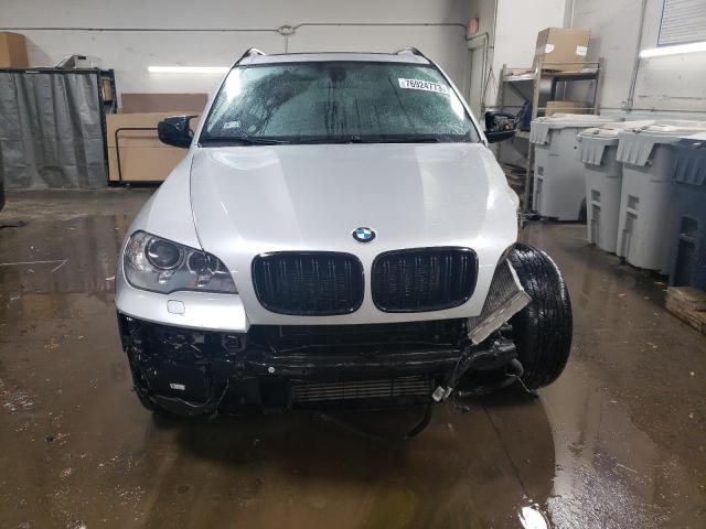 5UXZW0C56BL663313 - 2011 BMW X5 XDRIVE35D SILVER photo 5