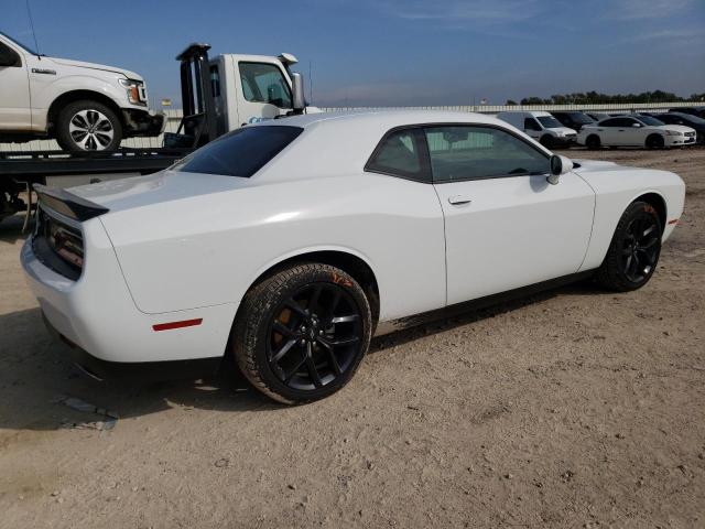 2C3CDZAG2PH558881 - 2023 DODGE CHALLENGER SXT WHITE photo 3