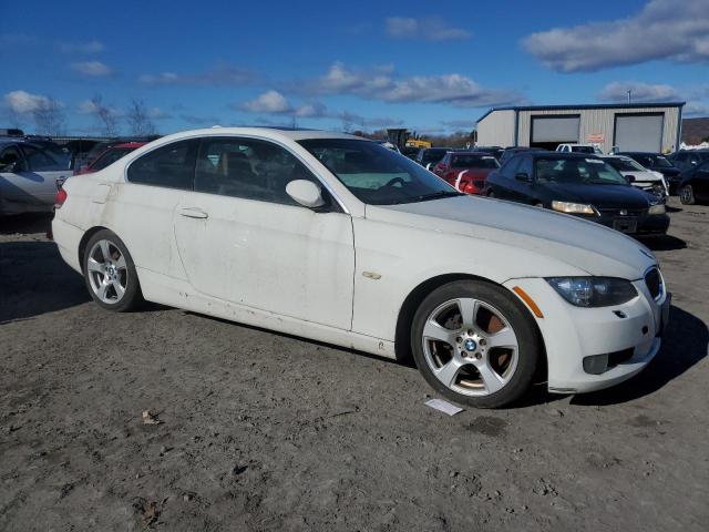 WBAWV535X8P079211 - 2008 BMW 328 XI SULEV WHITE photo 4