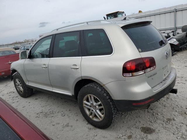 WVGBE77L98D078473 - 2008 VOLKSWAGEN TOUAREG 2 V6 SILVER photo 2