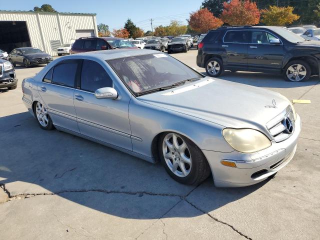 WDBNG83J24A424430 - 2004 MERCEDES-BENZ S 430 4MATIC BLUE photo 4