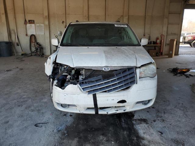 2A8HR54PX8R636528 - 2008 CHRYSLER TOWN & COU TOURING WHITE photo 5
