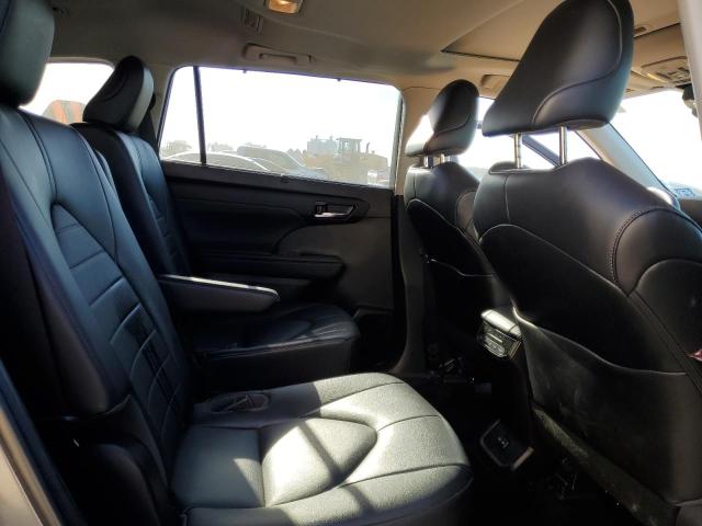 5TDGZRAH6NS556931 - 2022 TOYOTA HIGHLANDER XLE 灰色 照片 11