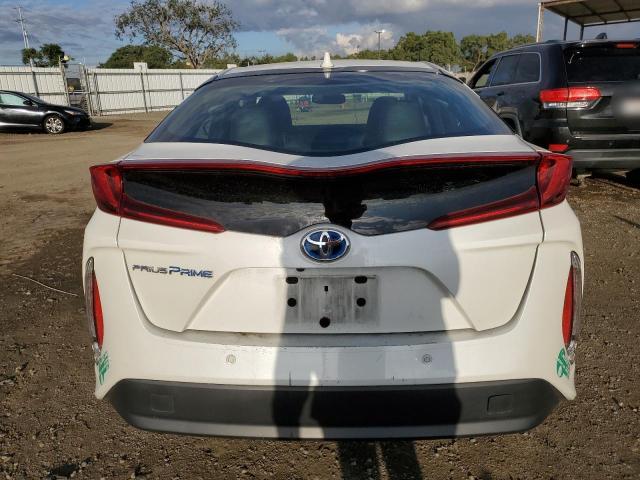 JTDKARFP9H3001432 - 2017 TOYOTA PRIUS PRIM 白色 照片 6