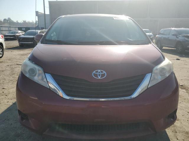 5TDKK3DC1BS094639 - 2011 TOYOTA SIENNA LE RED photo 5