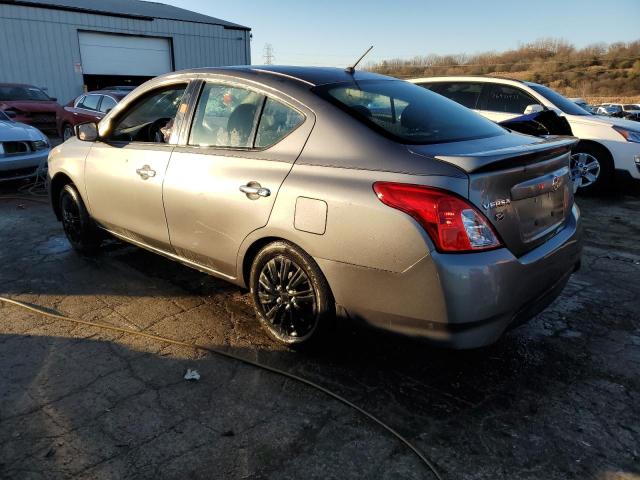 3N1CN7AP1HL844102 - 2017 NISSAN VERSA S GRAY photo 2