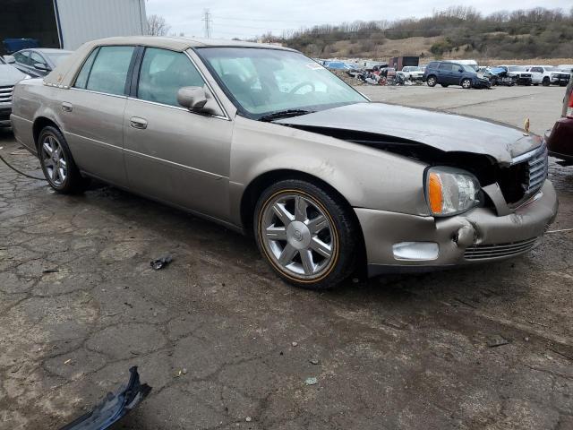 1G6KD54Y62U213446 - 2002 CADILLAC DEVILLE TAN photo 4