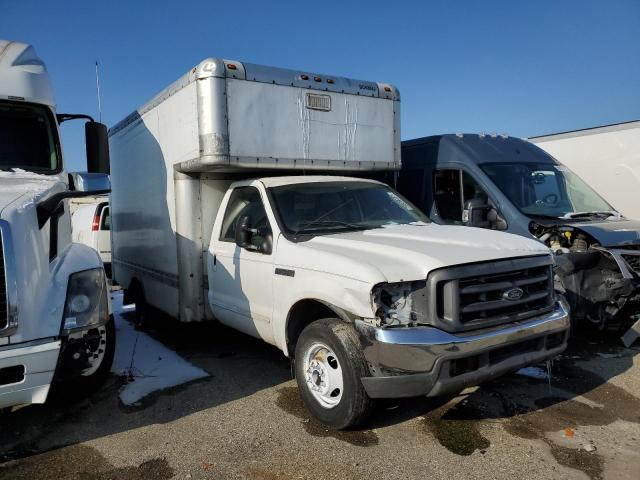 1FDWF36SXXEE32249 - 1999 FORD F350 SUPER DUTY WHITE photo 4