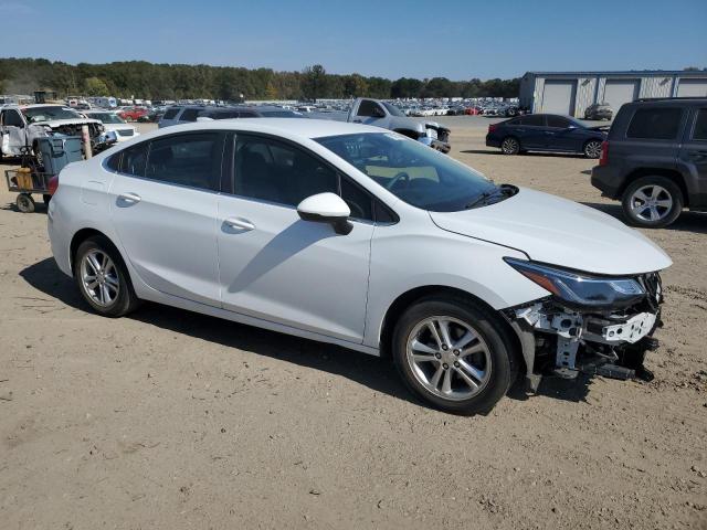 1G1BE5SM8H7185501 - 2017 CHEVROLET CRUZE LT WHITE photo 4