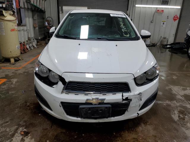 1G1JA6SH7E4207078 - 2014 CHEVROLET SONIC LS 白色 照片 5