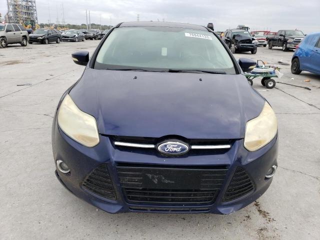 1FAHP3H20CL106852 - 2012 FORD FOCUS SEL BLUE photo 5