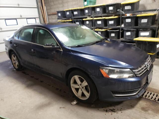 1VWBN7A31DC068286 - 2013 VOLKSWAGEN PASSAT SE BLUE photo 4