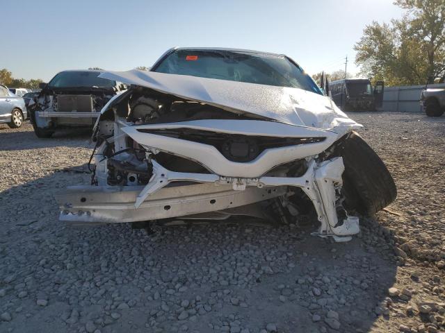 4T1G11BKXPU073049 - 2023 TOYOTA CAMRY SE NIGHT SHADE WHITE photo 5